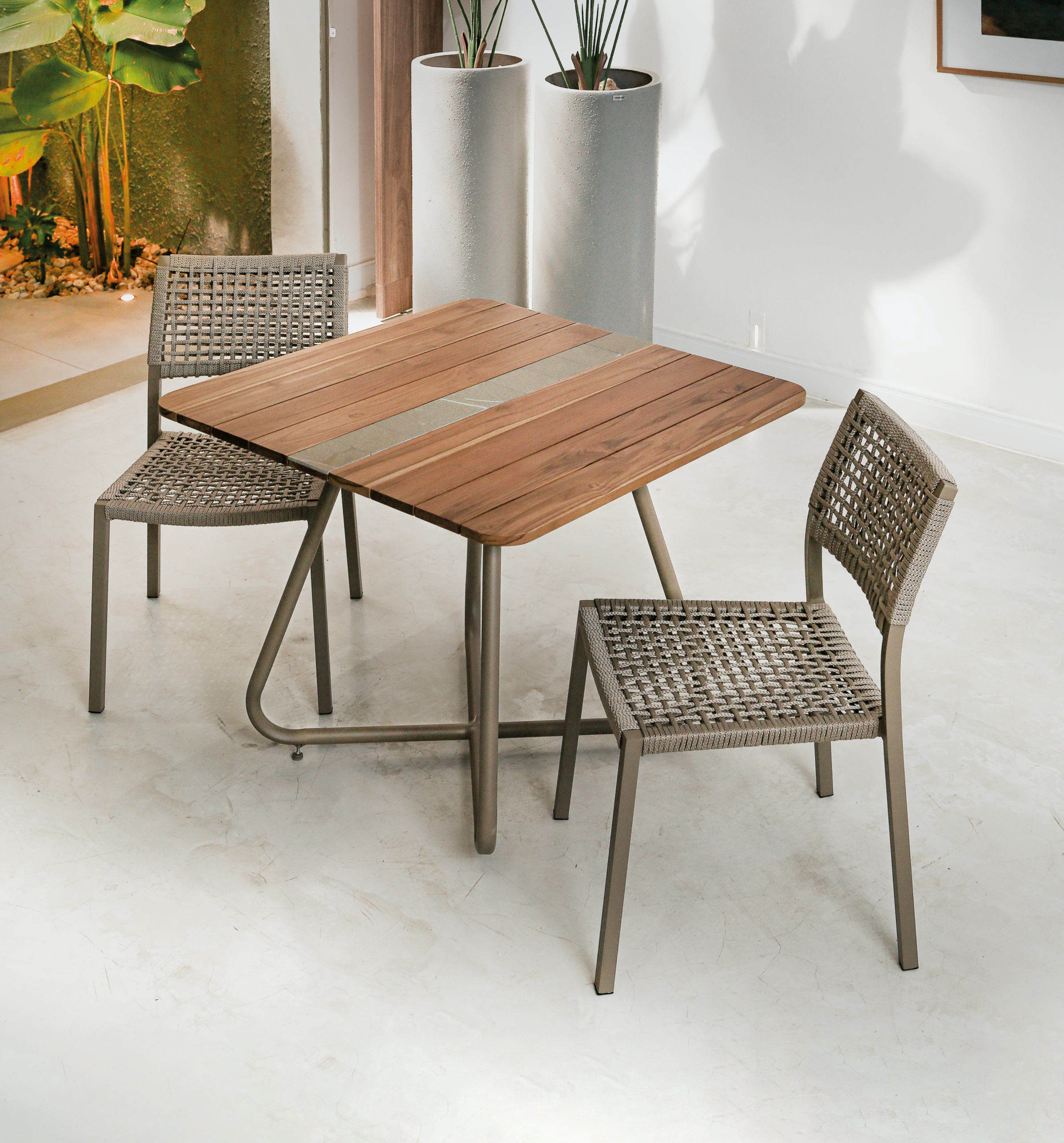 Mesa Aura Quadrada